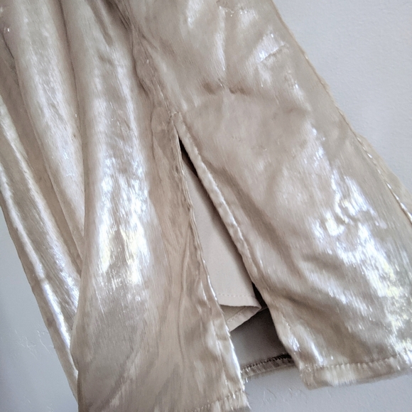 🆕🌿GOLD SHIMMER DRESS🌿 - Picture 9 of 10